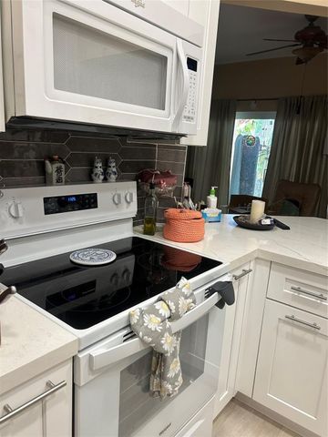 1210 NW 100th Avenue, Pembroke Pines, FL 33024