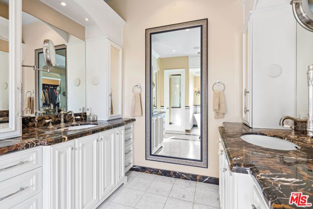 2428 Oak Canyon Place, Escondido, CA 92025