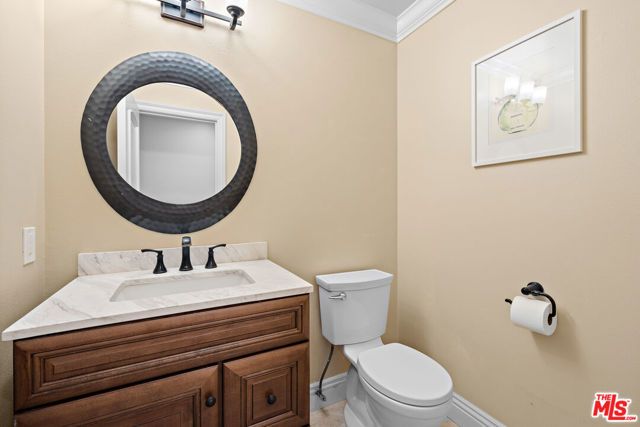 2428 Oak Canyon Place, Escondido, CA 92025