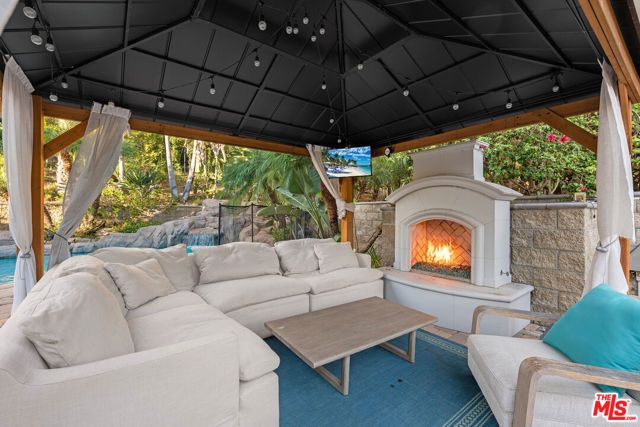 2428 Oak Canyon Place, Escondido, CA 92025