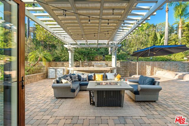 2428 Oak Canyon Place, Escondido, CA 92025