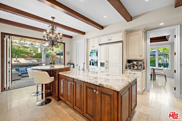 2428 Oak Canyon Place, Escondido, CA 92025