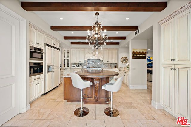 2428 Oak Canyon Place, Escondido, CA 92025