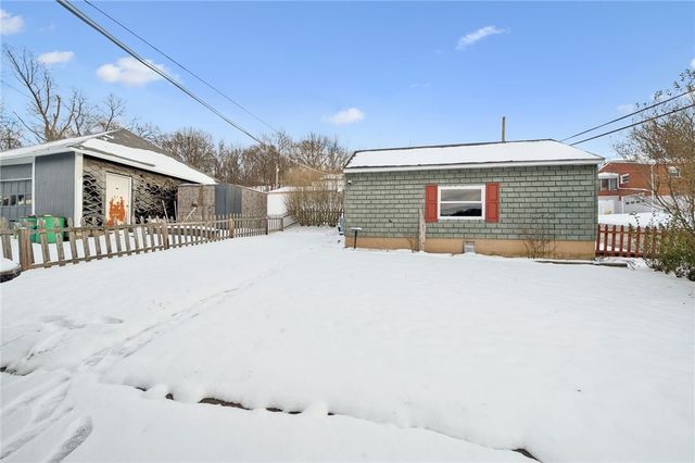 1002 N 3RD STREET, Jeannette, PA 15644