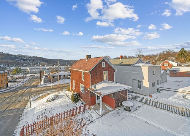 1002 N 3RD STREET, Jeannette, PA 15644