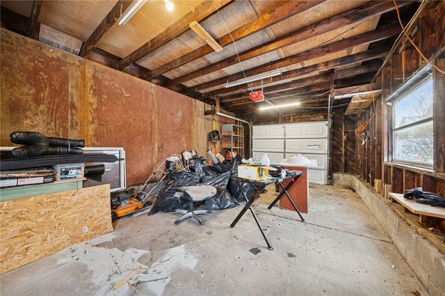 1002 N 3RD STREET, Jeannette, PA 15644