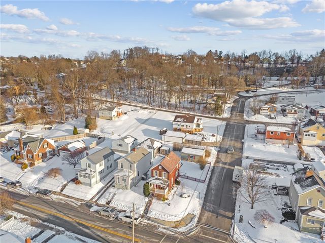 1002 N 3RD STREET, Jeannette, PA 15644