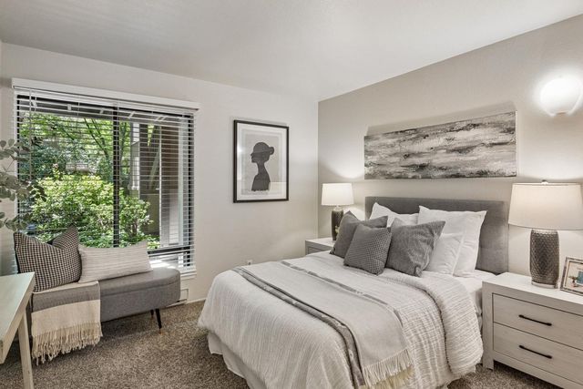 2000 Rock Street 19, Mountain View, CA 94043