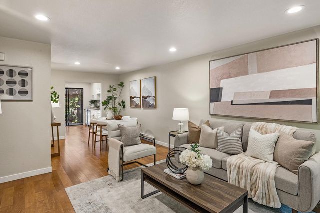 2000 Rock Street 19, Mountain View, CA 94043