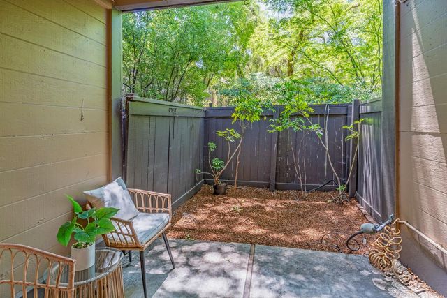 2000 Rock Street 19, Mountain View, CA 94043