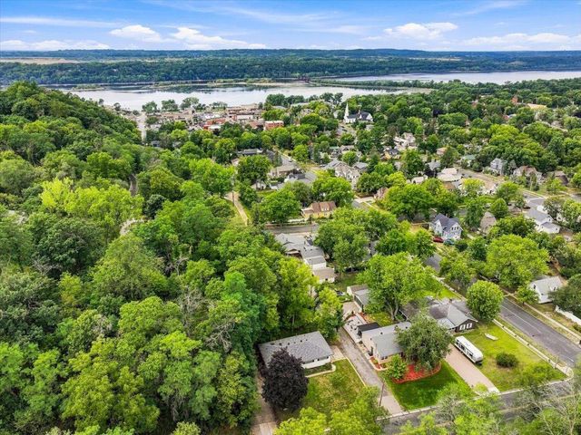 513 7th Street, Hudson, WI 54016
