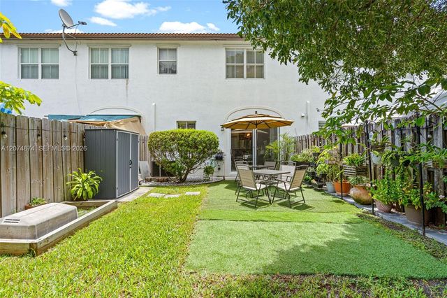 1034 NE 30th Avenue, Homestead, FL 33033