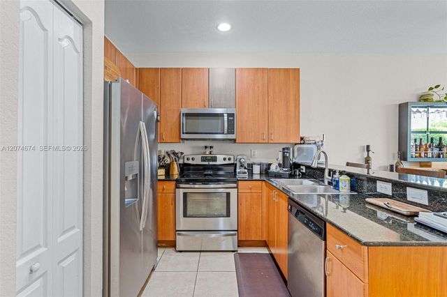 1034 NE 30th Avenue, Homestead, FL 33033