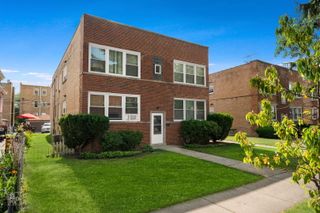 9115 Lamon Avenue 2N, Skokie, IL 60077
