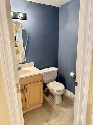 1301 Old Bridge 1301, Bellingham, MA 02019