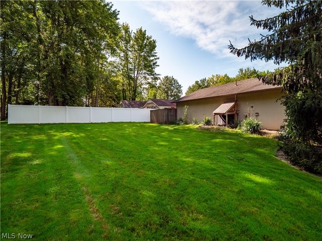 5153 N Barton Road, North Ridgeville, OH 44039