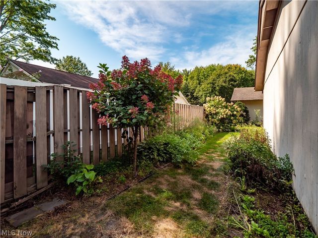 5153 N Barton Road, North Ridgeville, OH 44039