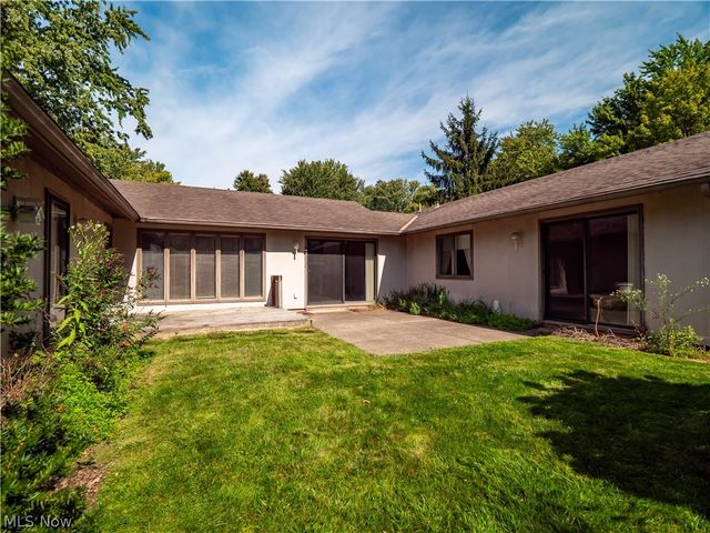 5153 N Barton Road, North Ridgeville, OH 44039