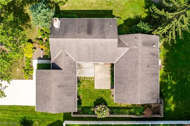 5153 N Barton Road, North Ridgeville, OH 44039