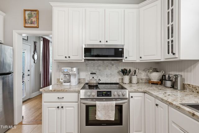 545 Green Hill Road, Bristol, VA 24201