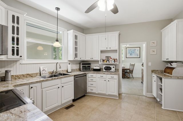 545 Green Hill Road, Bristol, VA 24201