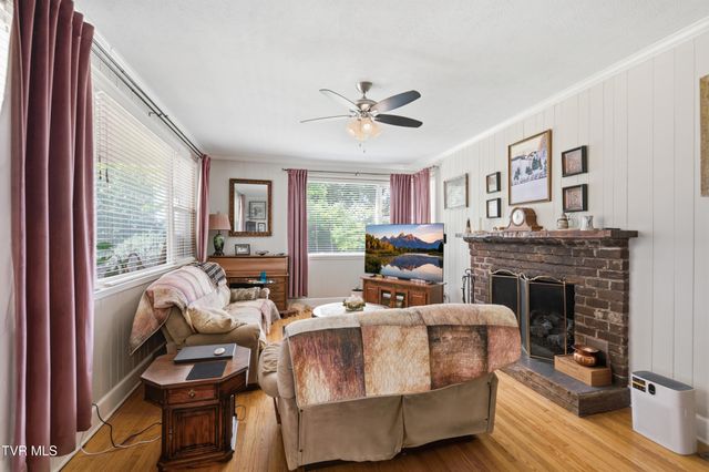 545 Green Hill Road, Bristol, VA 24201