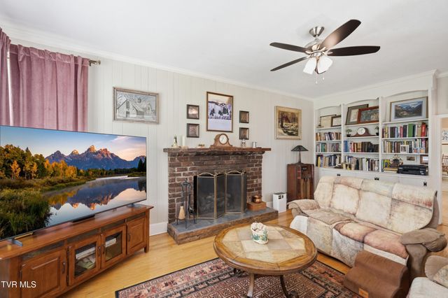 545 Green Hill Road, Bristol, VA 24201