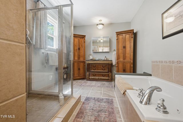 545 Green Hill Road, Bristol, VA 24201