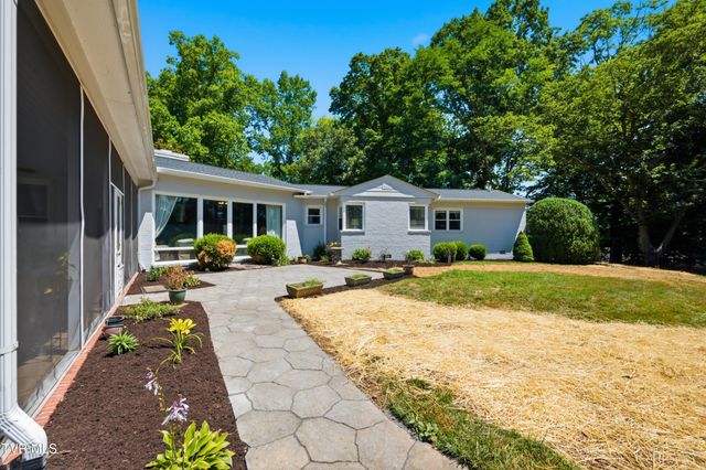 545 Green Hill Road, Bristol, VA 24201