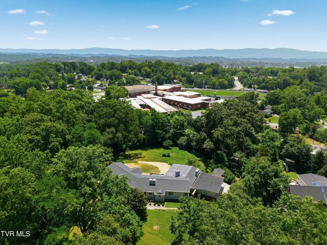 545 Green Hill Road, Bristol, VA 24201