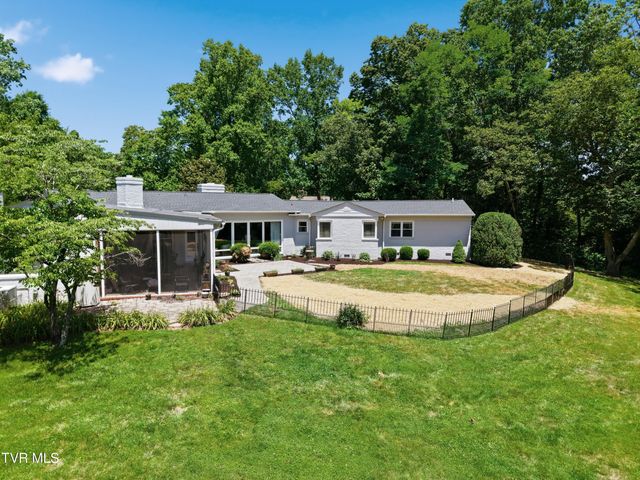 545 Green Hill Road, Bristol, VA 24201