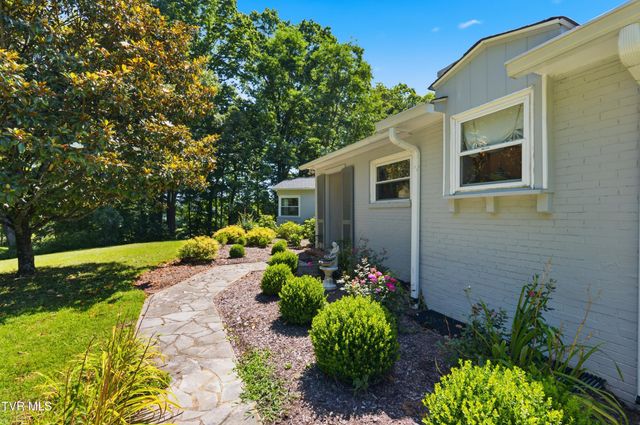 545 Green Hill Road, Bristol, VA 24201