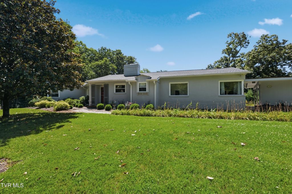 545 Green Hill Road, Bristol, VA 24201