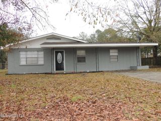 10616 Oak Street, Vancleave, MS 39565