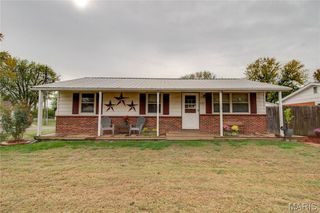 223 Cindy Street, Brighton, IL 62012