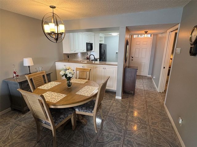 6207 Coral Lake Drive 107, Pompano Beach, FL 33063