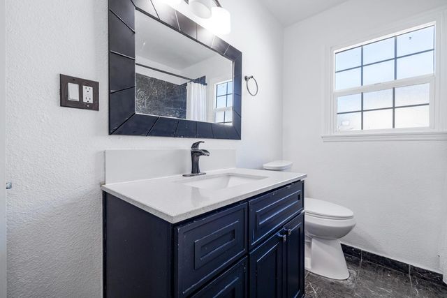 1030 Alpha Rd, Turlock, CA 95380