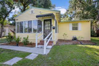 5551 LAKEWOOD Circle E, Jacksonville, FL 32207
