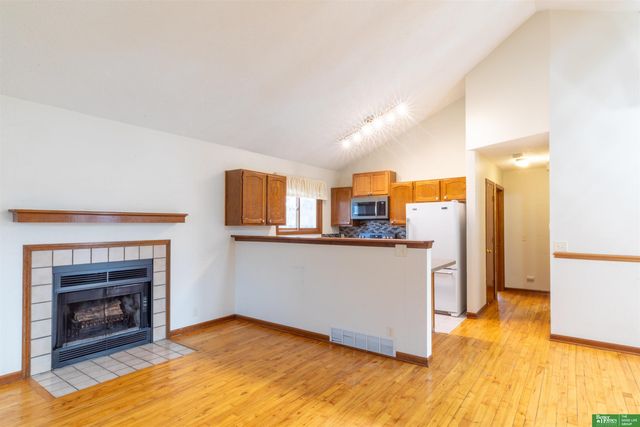 14807 Willow Creek Drive, Omaha, NE 68138