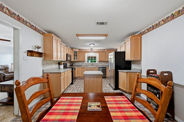 27513 State Highway 56, Whitesboro, TX 76273