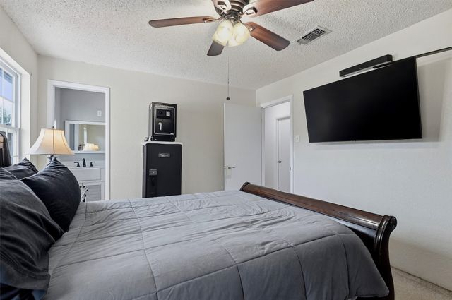 27513 State Highway 56, Whitesboro, TX 76273