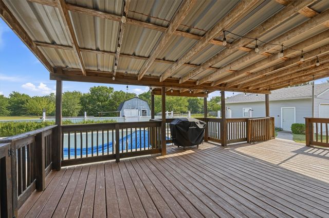 27513 State Highway 56, Whitesboro, TX 76273