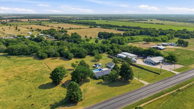 27513 State Highway 56, Whitesboro, TX 76273