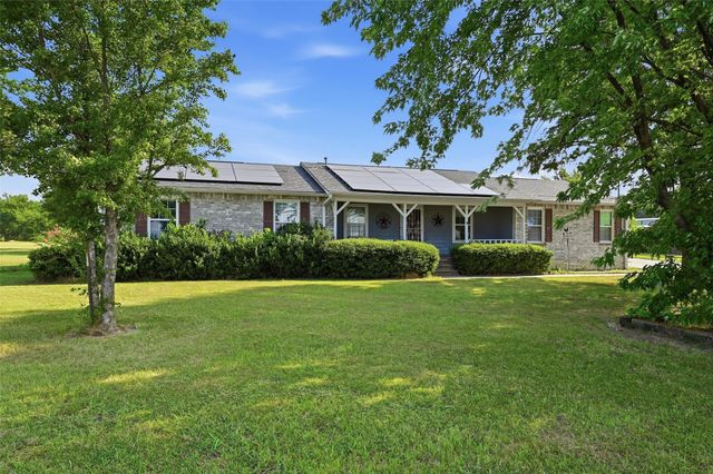 27513 State Highway 56, Whitesboro, TX 76273