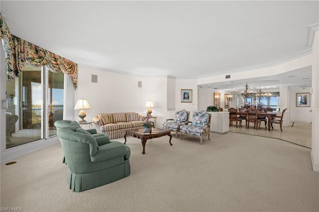 4021 Gulf Shore BLVD N 1204, Naples, FL 34103