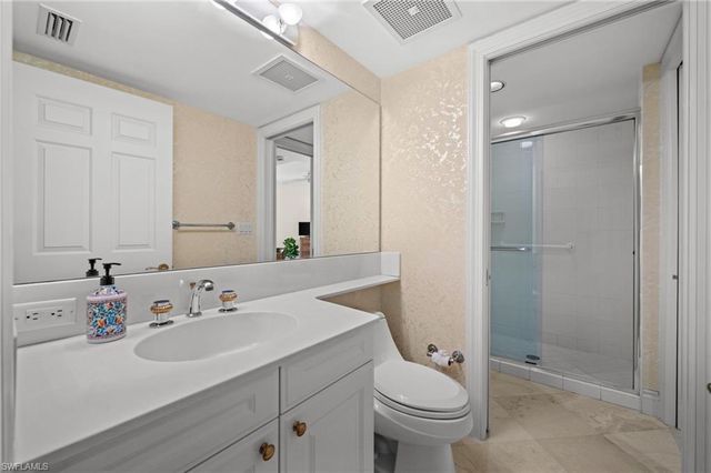 4021 Gulf Shore BLVD N 1204, Naples, FL 34103