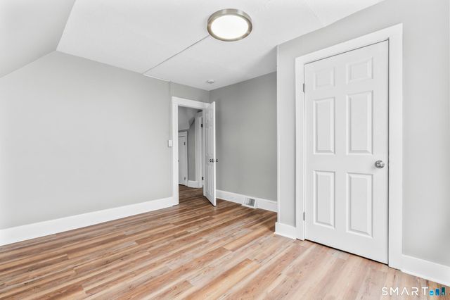 31 Alton Street, Waterbury, CT 06705