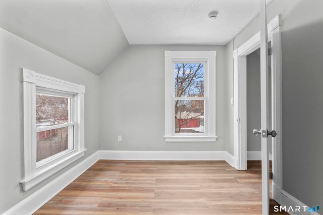 31 Alton Street, Waterbury, CT 06705