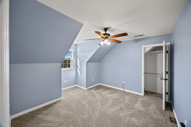 57 Lakeside Dr, Carthage, TN 37030