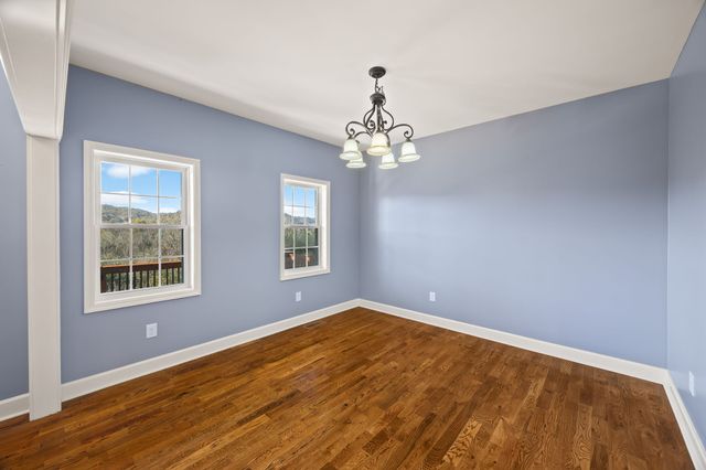 57 Lakeside Dr, Carthage, TN 37030